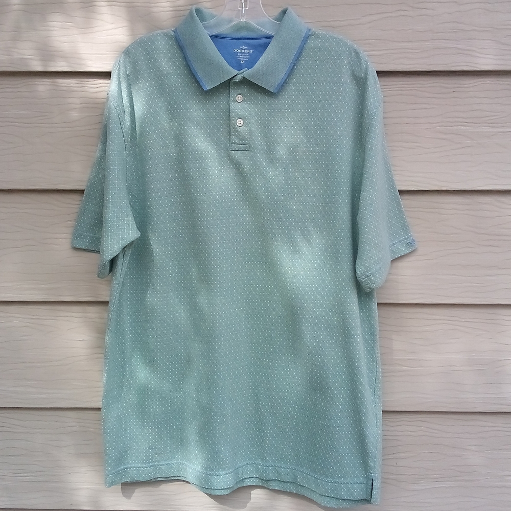 Dockers golf/Polo casual shirt, blue, good condition, size XL